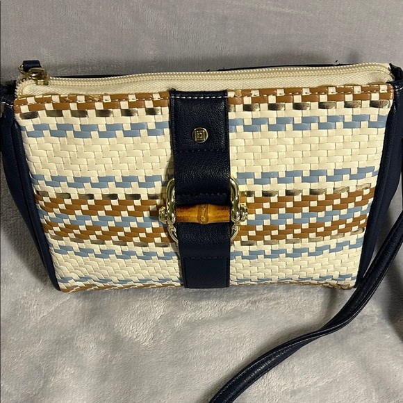 Liz Claiborne Woven Crossbody Bag With Wristlet Strap - Navy and Cream - Picture 3 of 10